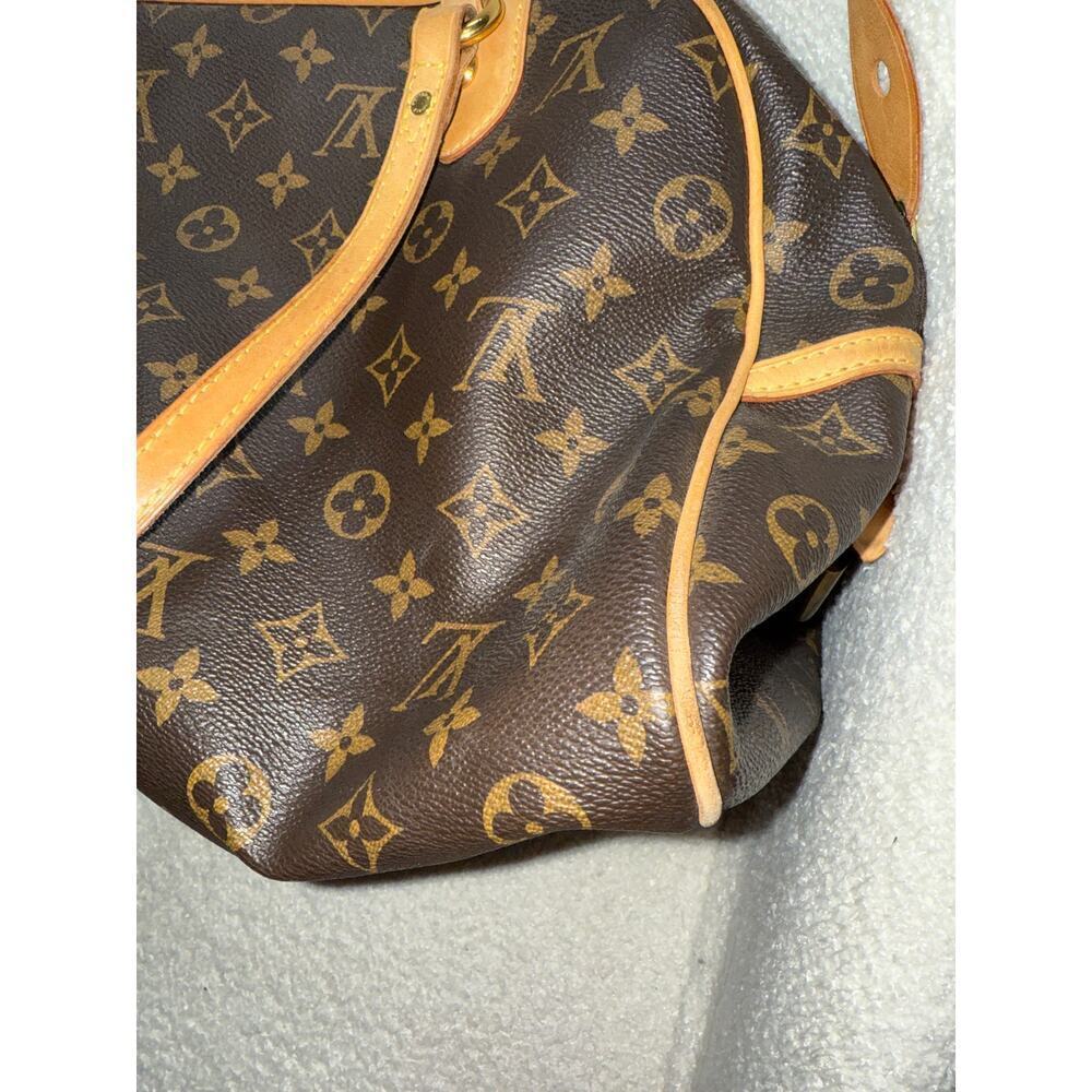 Louis Vuitton Monogram Canvas Bag - Picture 5 of 8
